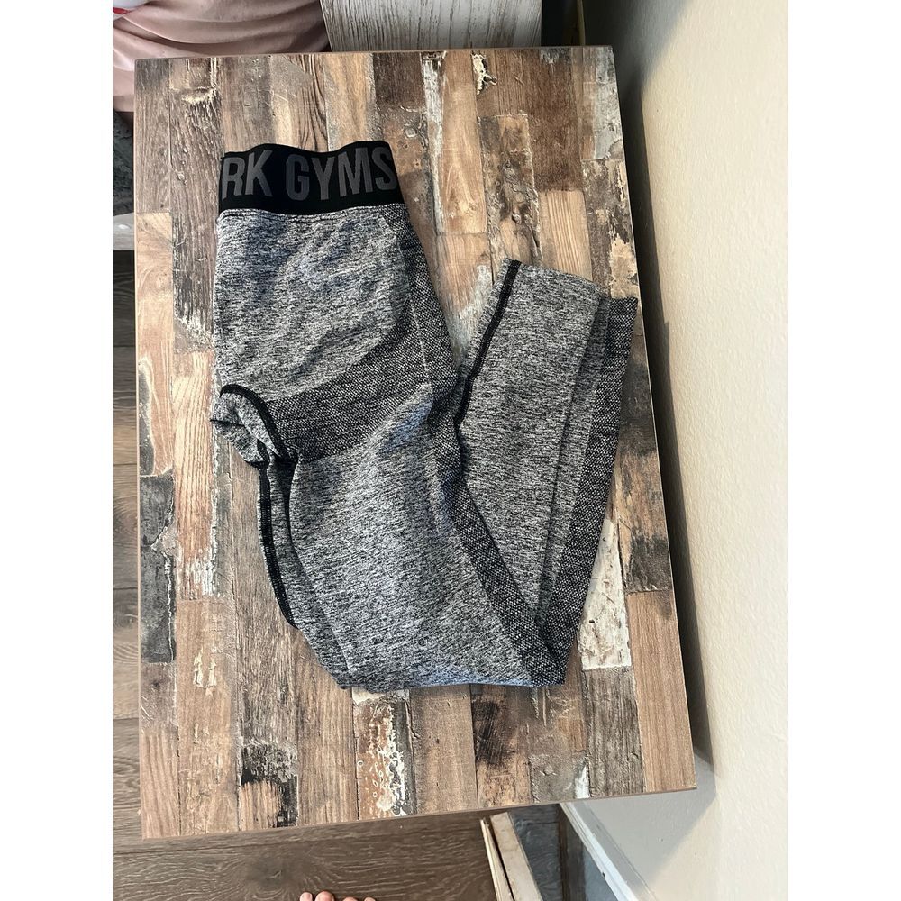 Gymshark leggings‎